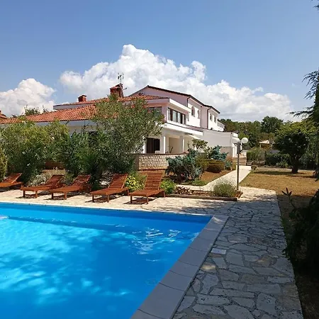 Szálloda Hotel Holiday Buici (Istria)
