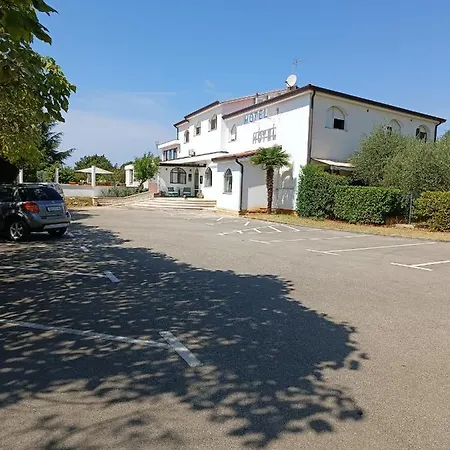 Hotel Holiday Szálloda Buici (Istria)